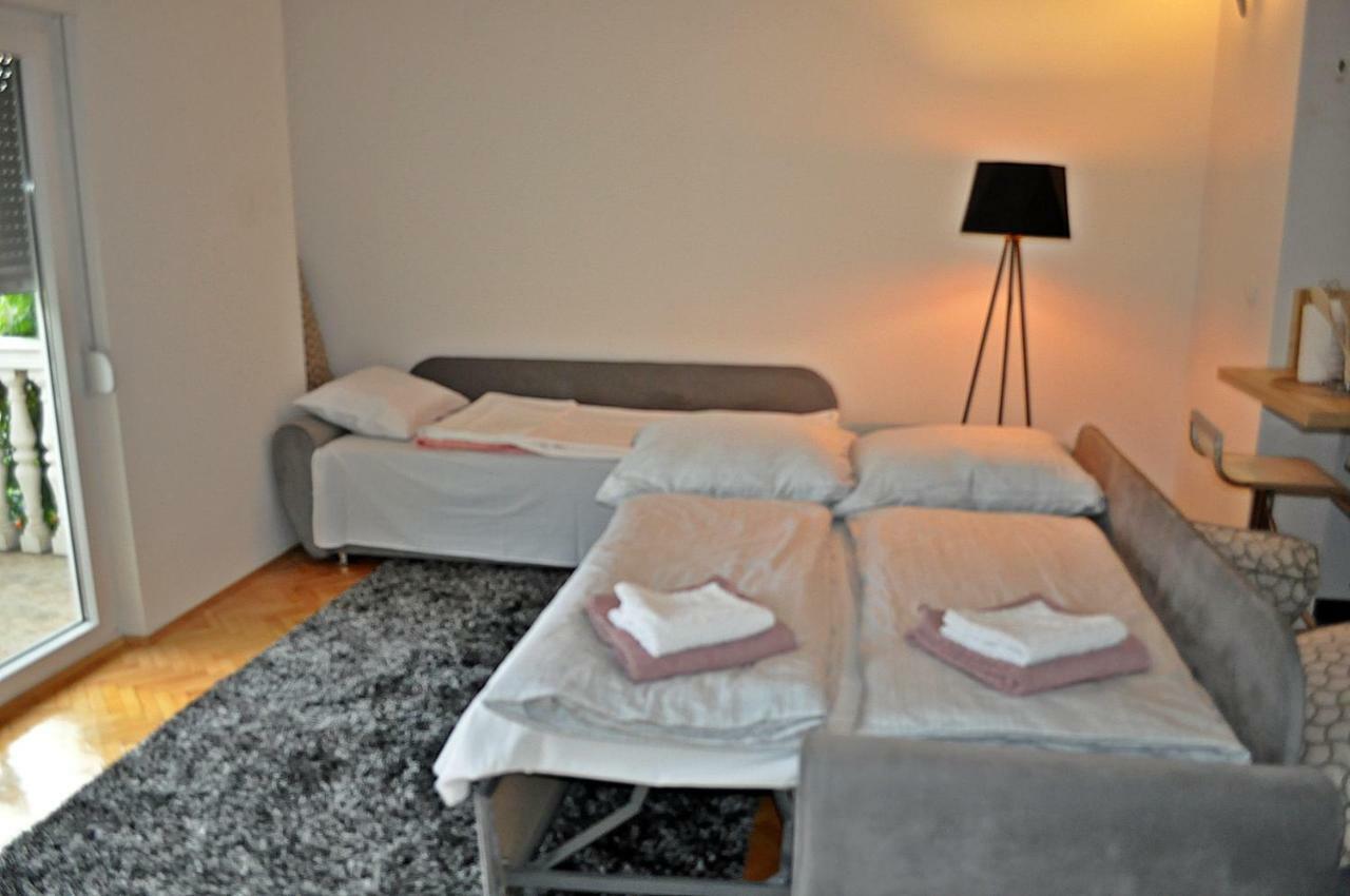 Apartman Dina Lejlighed Tuzla Eksteriør billede