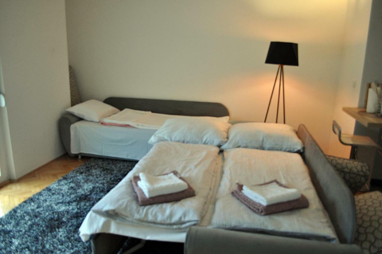 Apartman Dina Lejlighed Tuzla Eksteriør billede